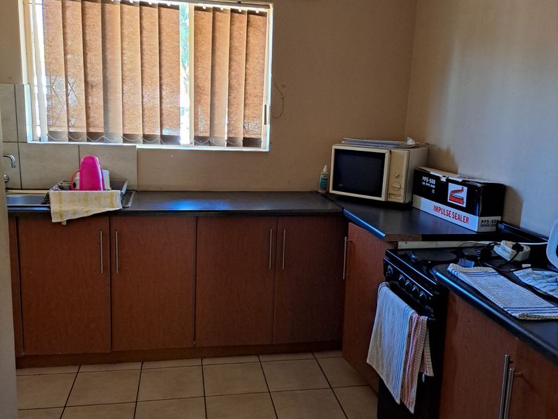House For Sale in Polokwane Central - Photo 6
