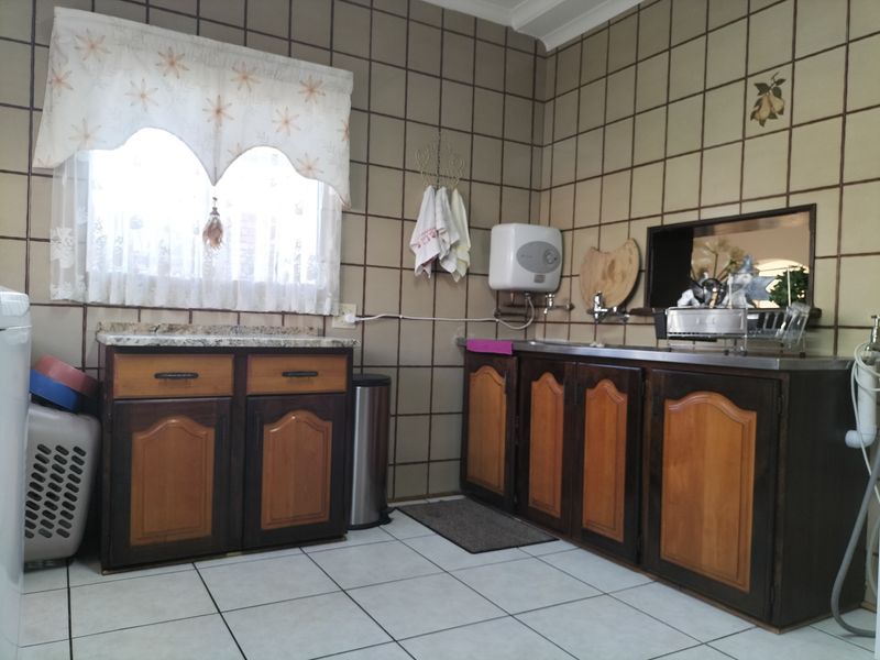 House For Sale in Vaal Park - Photo 7