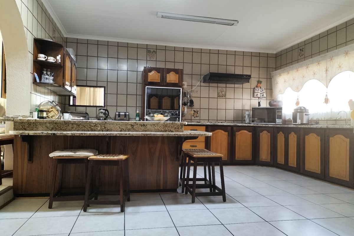 House For Sale in Vaal Park - Photo 5