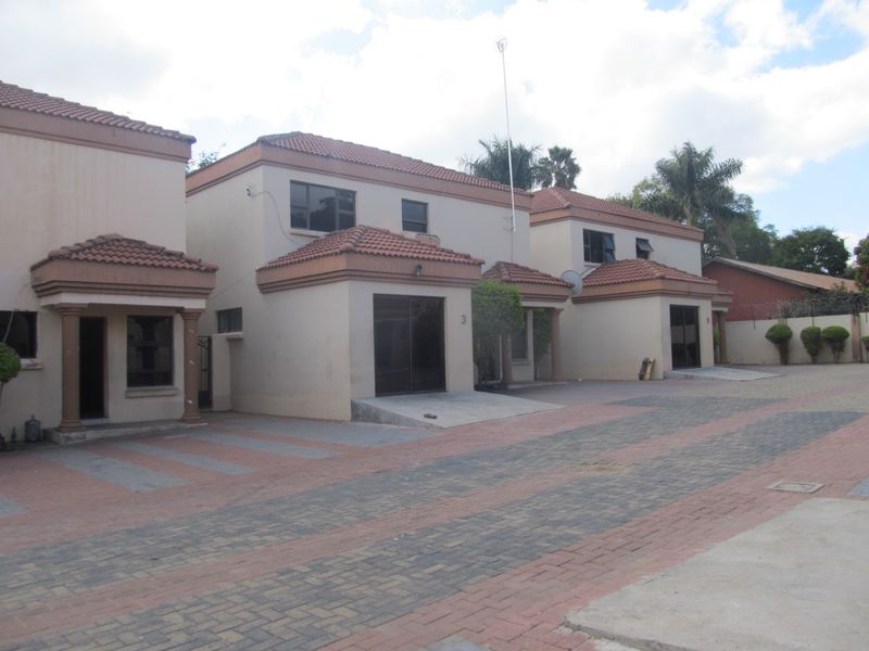 Apartment For Sale in Polokwane Central - Photo 2