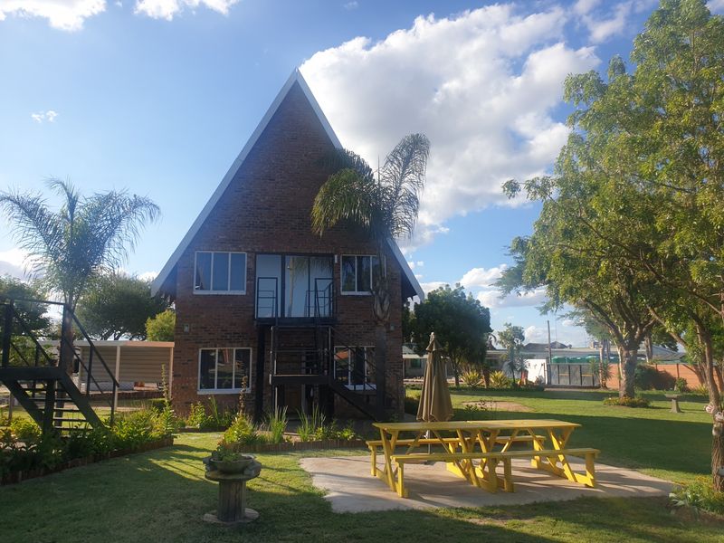 Guest House For Sale in Doornbult AH - Photo 4