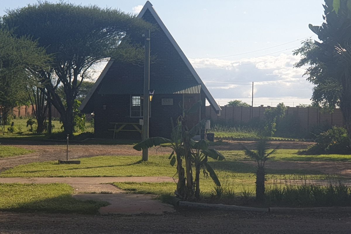 Guest House For Sale in Doornbult AH - Photo 2