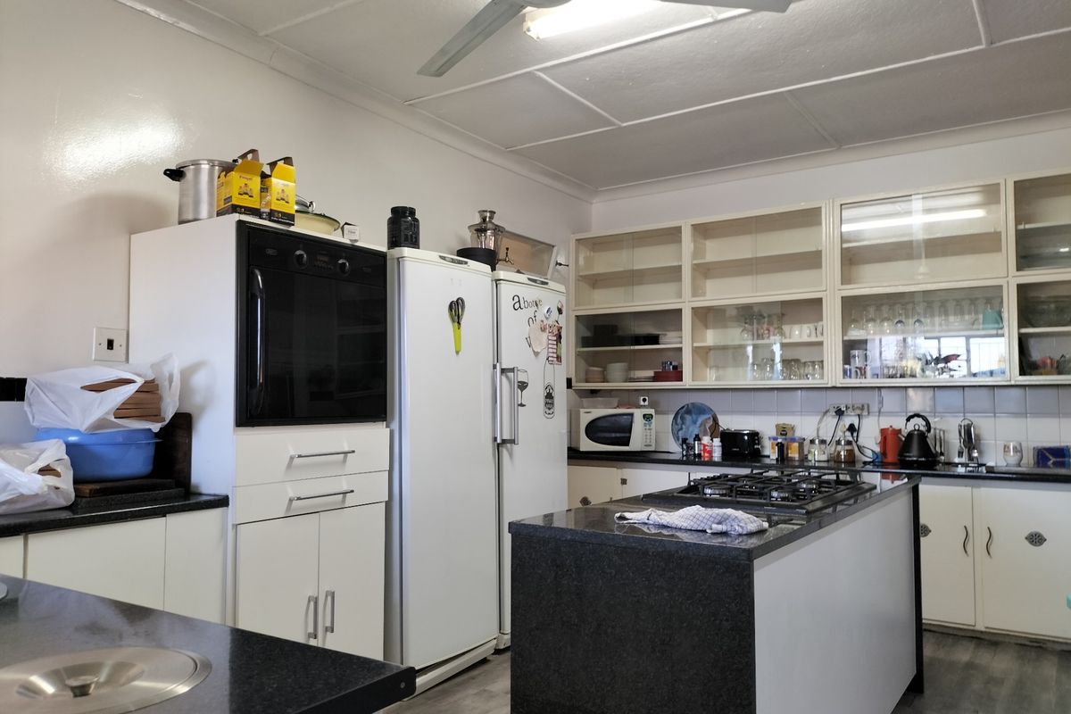 House For Sale in Vaal Park - Photo 4