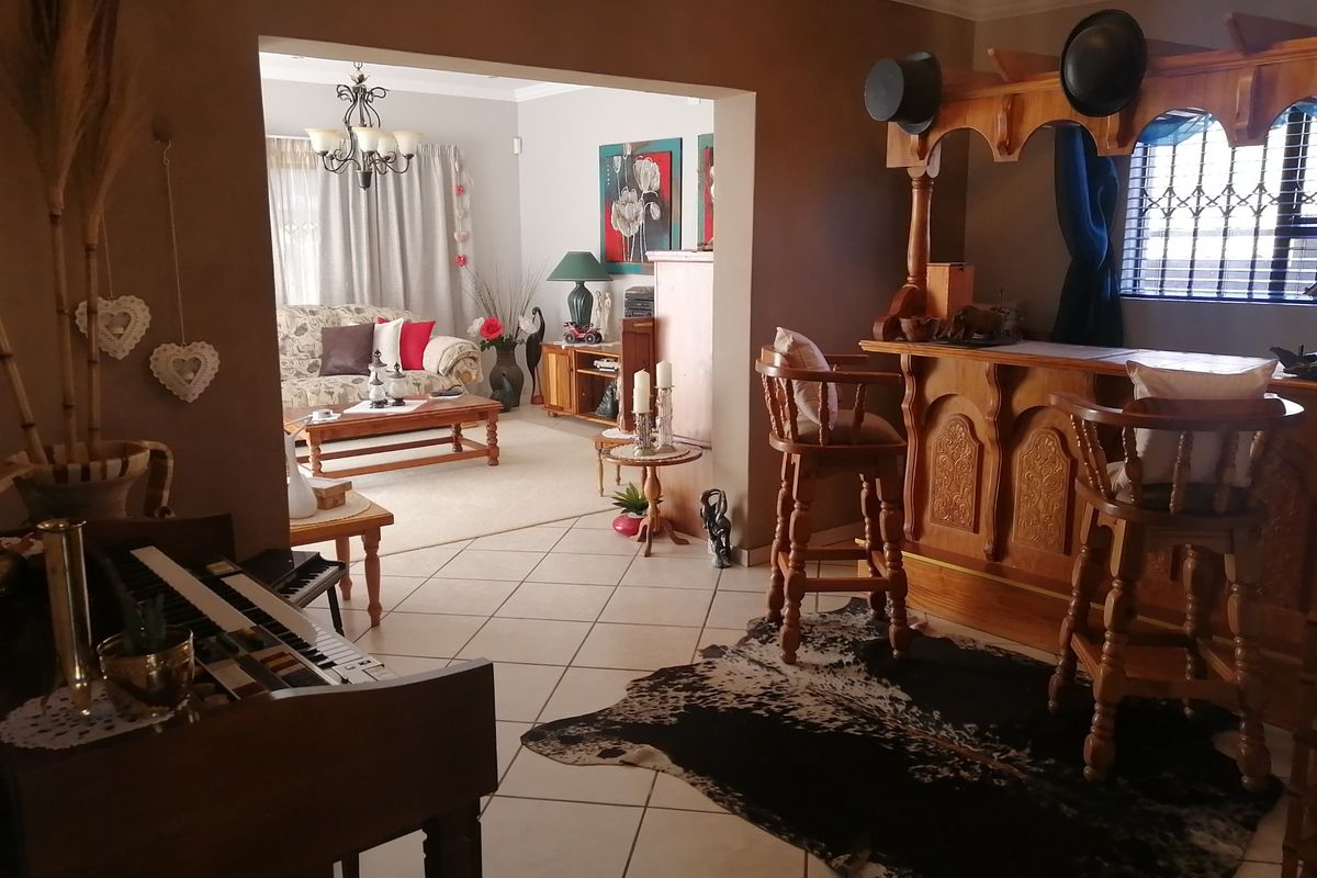 House For Sale in Kuruman Central - Photo 3