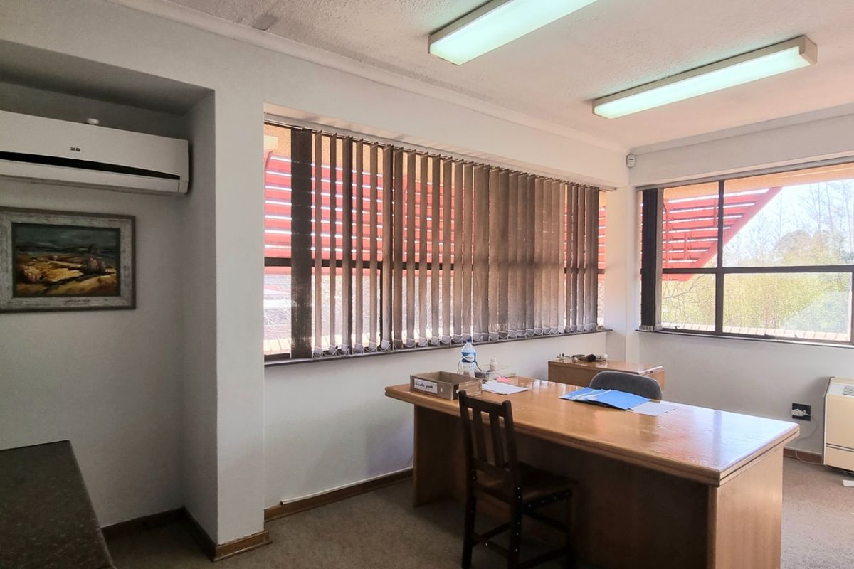 Office For Sale in Potchefstroom Central - Photo 4