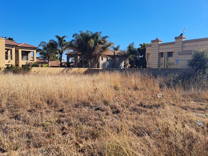 House For Sale in Ivydale AH - Photo 2