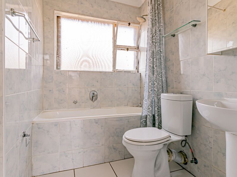 Apartment To Rent in Cresta - Photo 10
