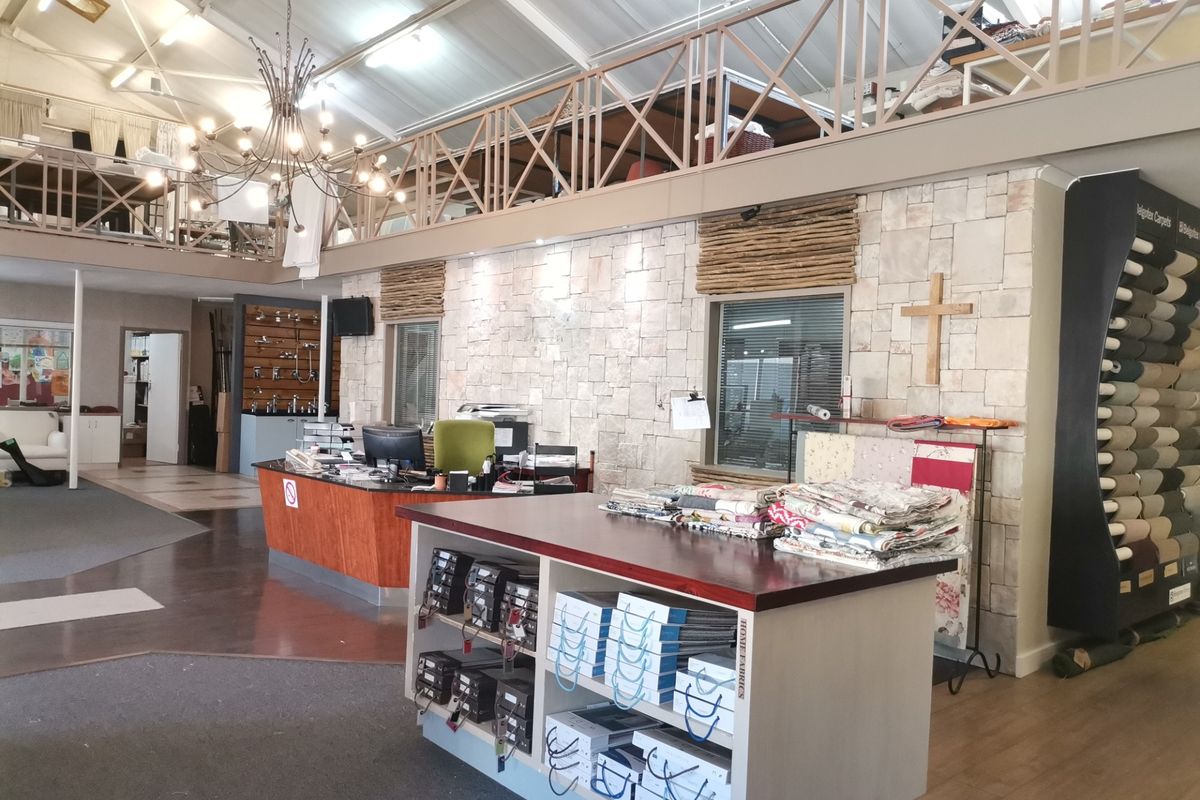 Industrial For Sale in Villiersdorp Central - Photo 3