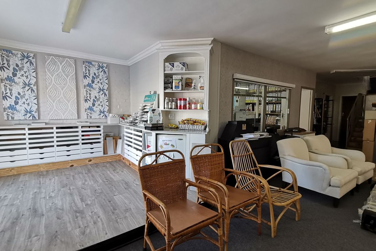 Industrial For Sale in Villiersdorp Central - Photo 4