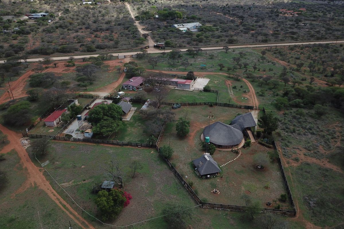 Farm For Sale in Roodepoort AH - Photo 3