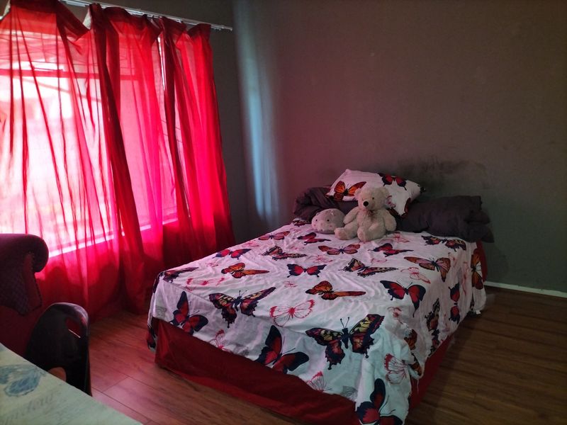 House For Sale in Vaal Park - Photo 4