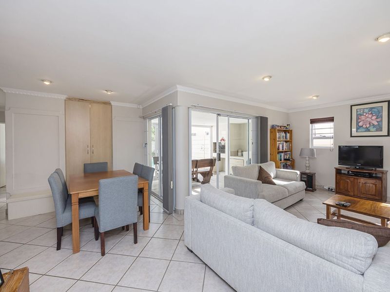 House For Sale in Parklands - Photo 3