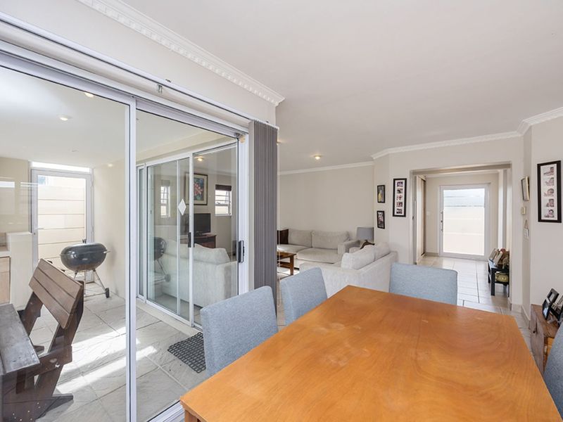 House For Sale in Parklands - Photo 5