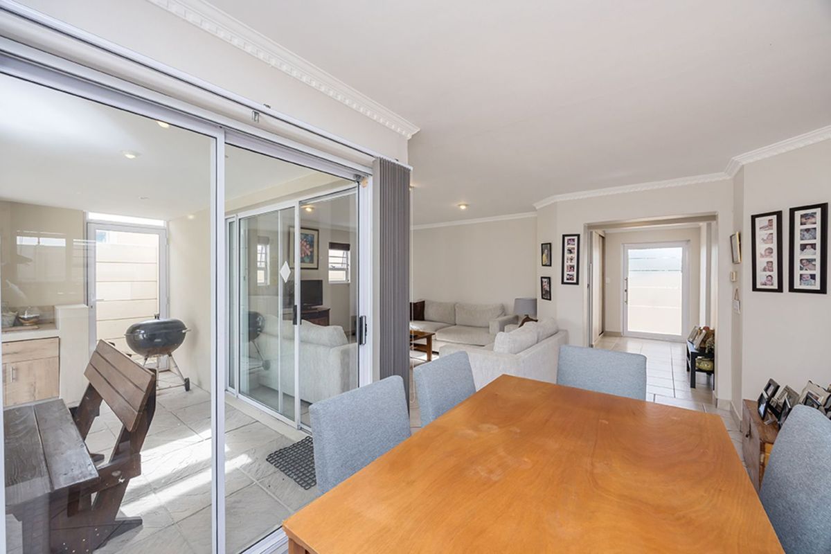 House For Sale in Parklands - Photo 5