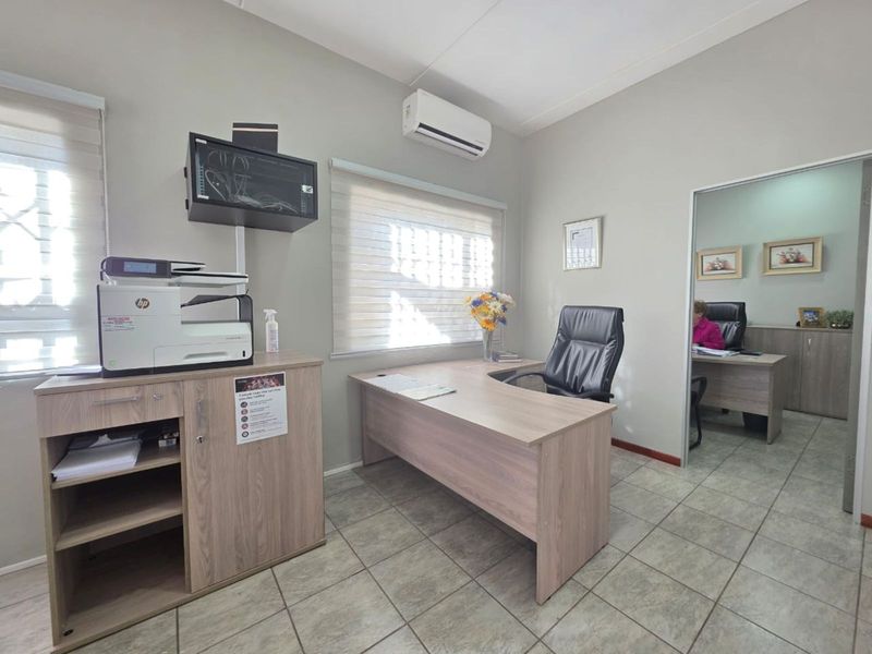 Office For Sale in Albertynshof - Photo 8