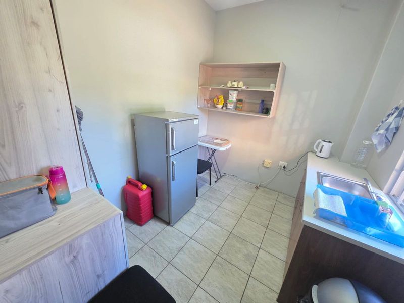 Office For Sale in Albertynshof - Photo 3