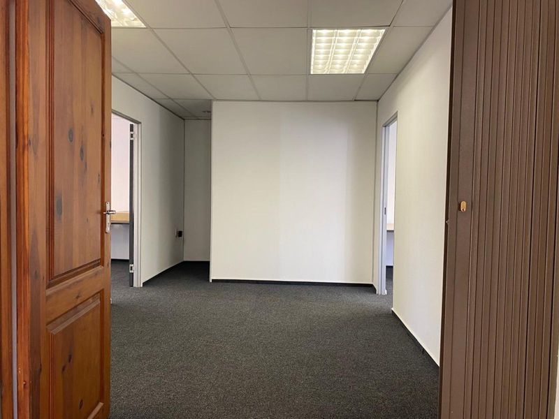 Office For Sale in Northgate - Photo 3