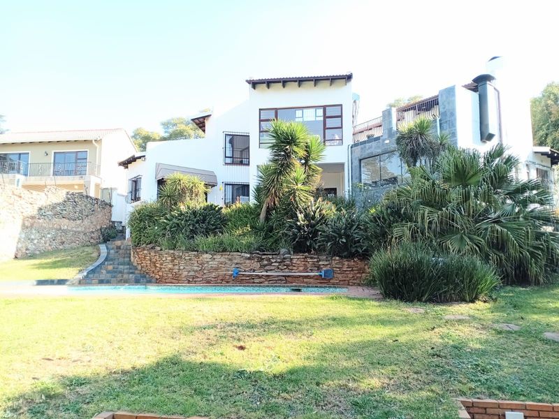 House For Sale in Northcliff - Photo 4