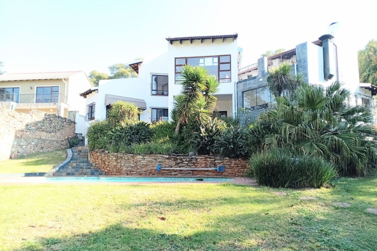House For Sale in Northcliff - Photo 4