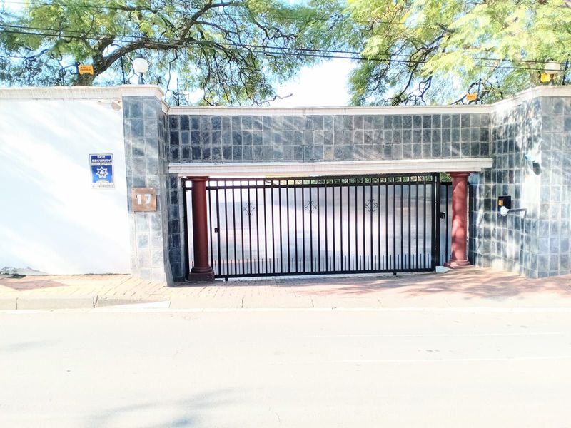 House For Sale in Northcliff - Photo 8