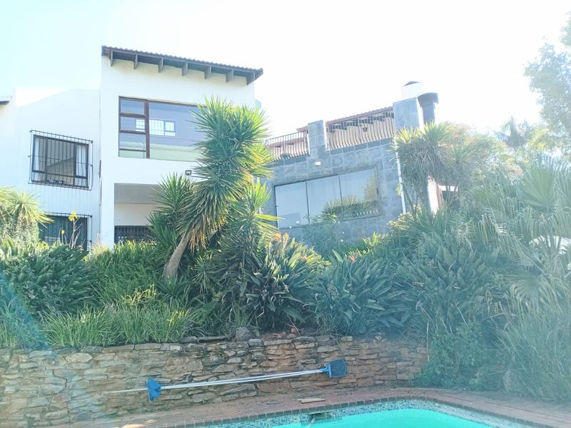 House For Sale in Northcliff - Photo 9