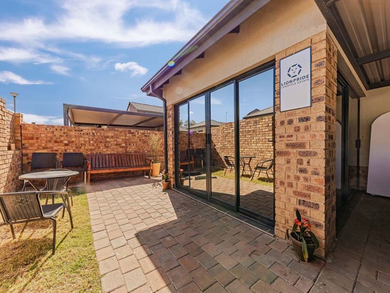 House For Sale in Lion Pride - Photo 5