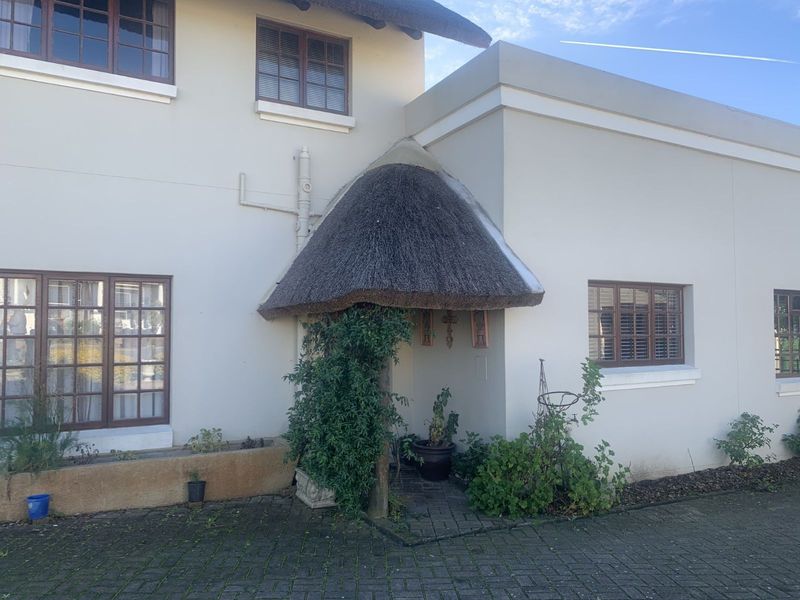 House For Sale in Albertinia Central - Photo 5