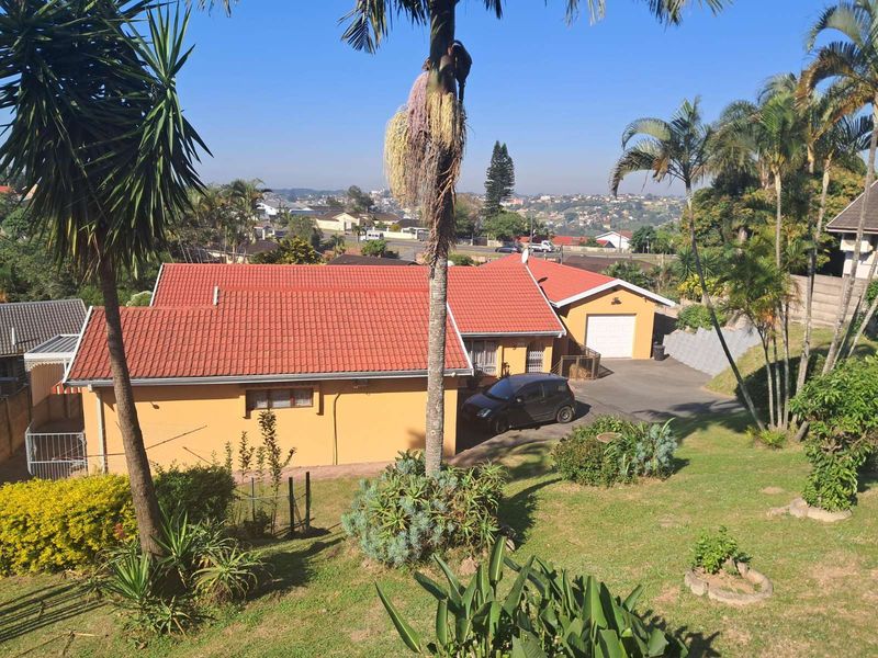 House For Sale in Malvern - Photo 3