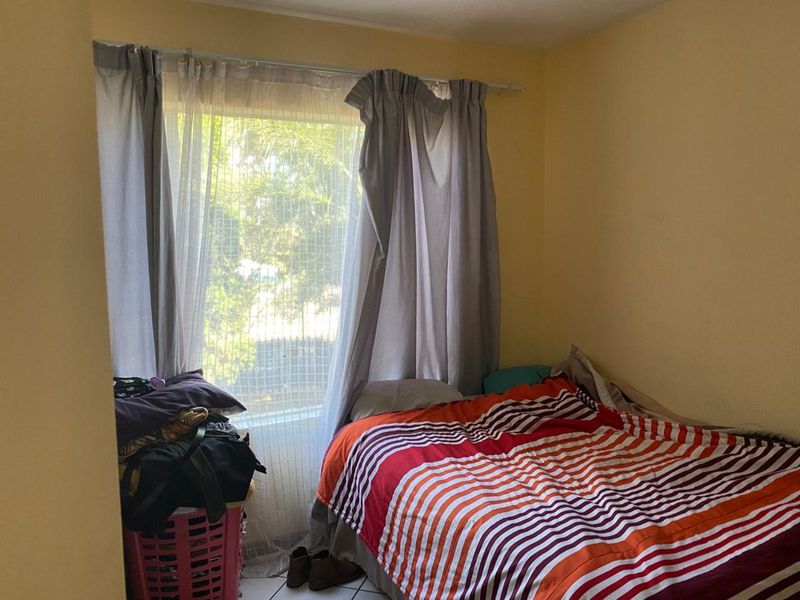 Apartment For Sale in Primrose - Photo 5