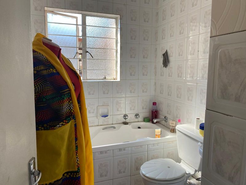 Apartment For Sale in Primrose - Photo 9