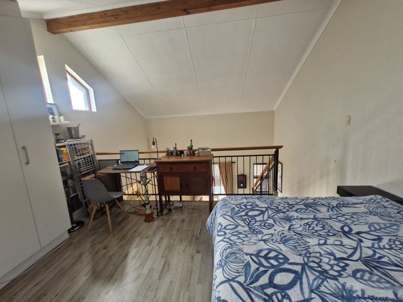 Townhouse For Sale in Maroeladal - Photo 10