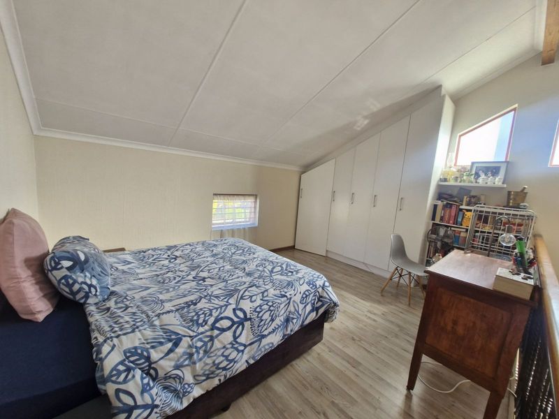 Townhouse For Sale in Maroeladal - Photo 9