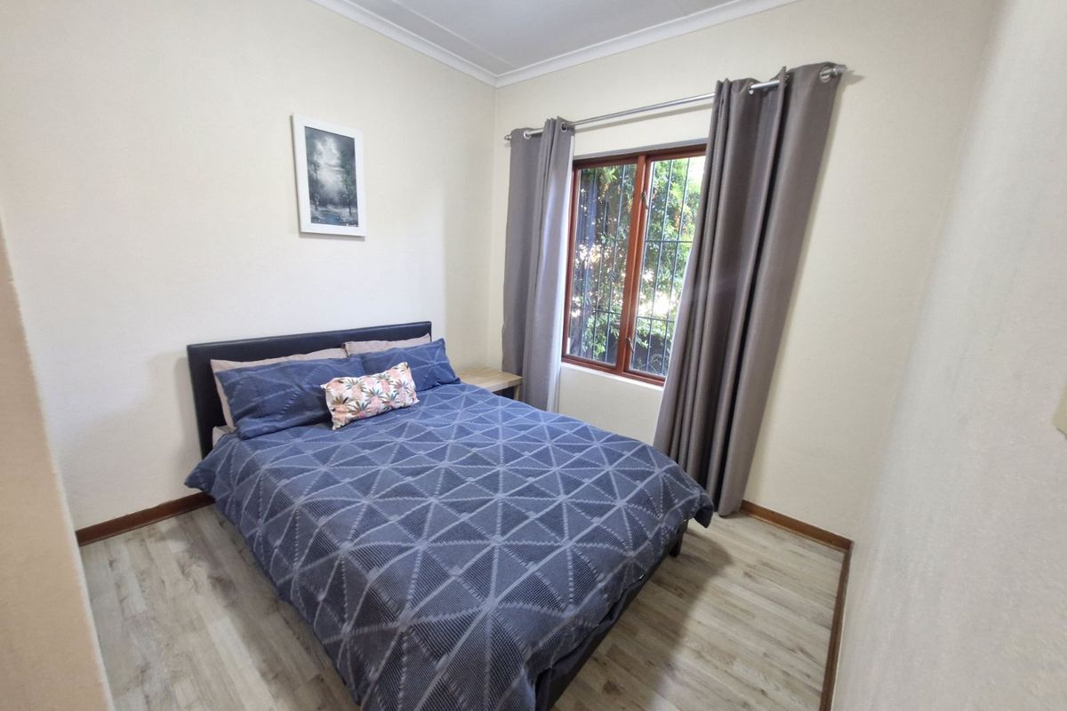 Townhouse For Sale in Maroeladal - Photo 5