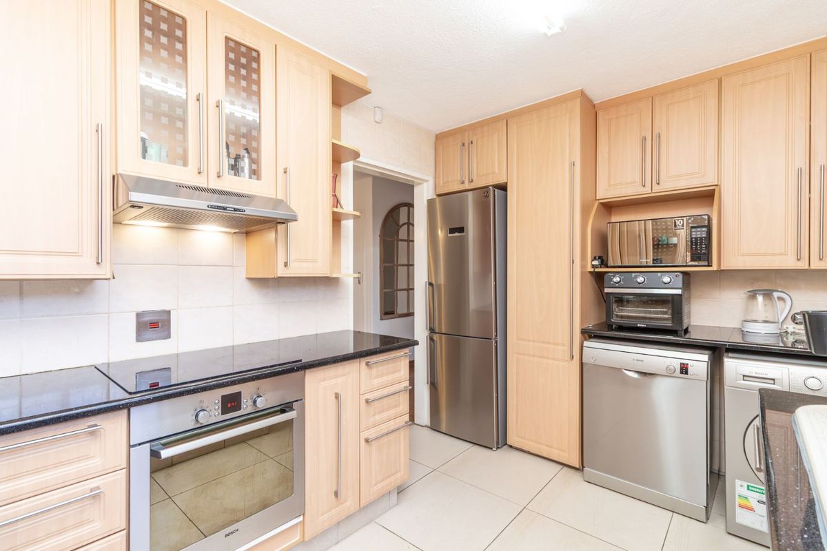 Townhouse For Sale in Fairland - Photo 5
