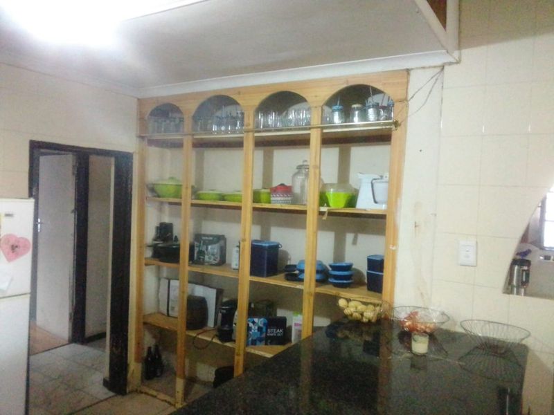 House For Sale in Primrose - Photo 7