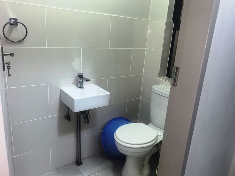 House For Sale in Amberfield - Photo 7