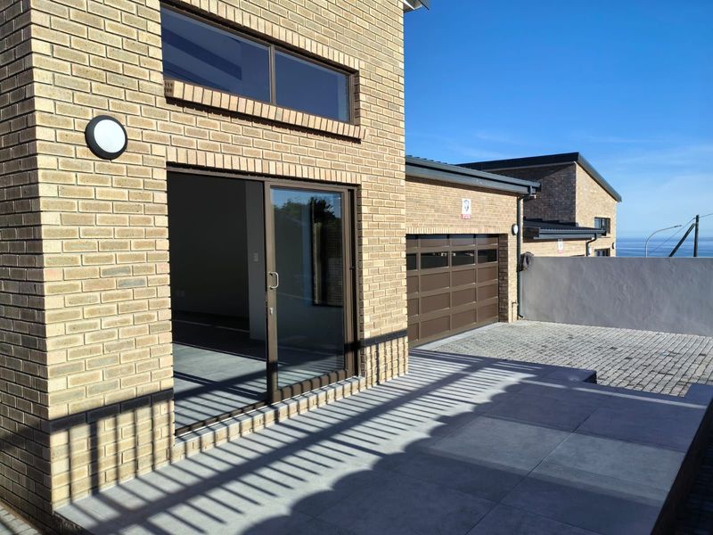 House For Sale in Dana Bay - Photo 3