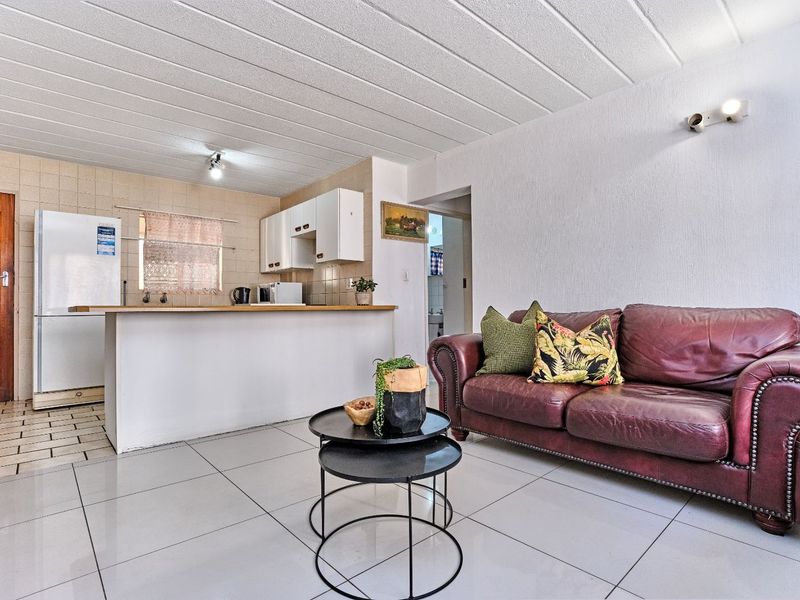 Apartment For Sale in Helderkruin - Photo 4