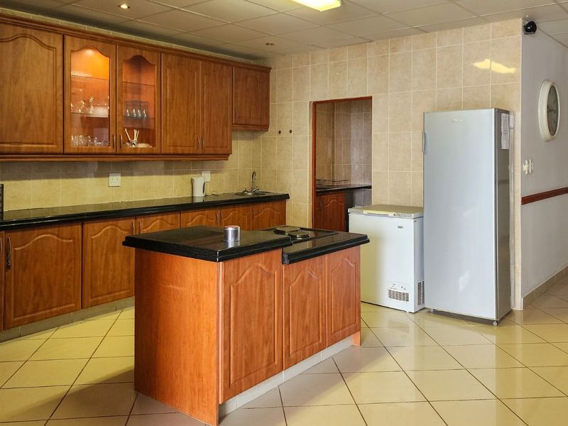 Apartment For Sale in Beacon Rocks - Photo 10