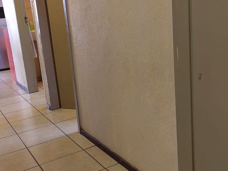 House For Sale in Lotus Gardens - Photo 7