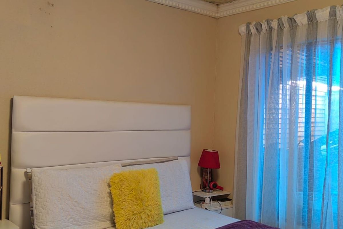 House For Sale in Lotus Gardens - Photo 4