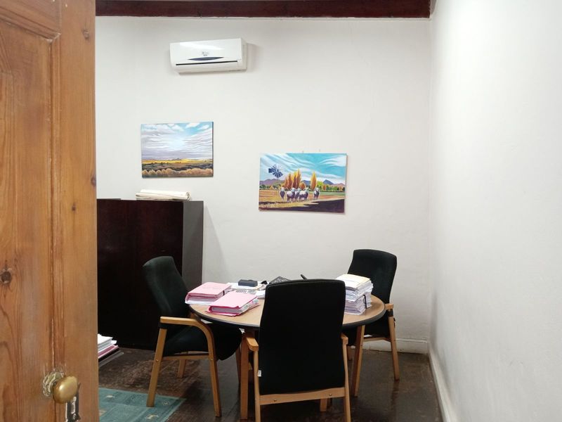 Office For Sale in Graaff-Reinet Central - Photo 7
