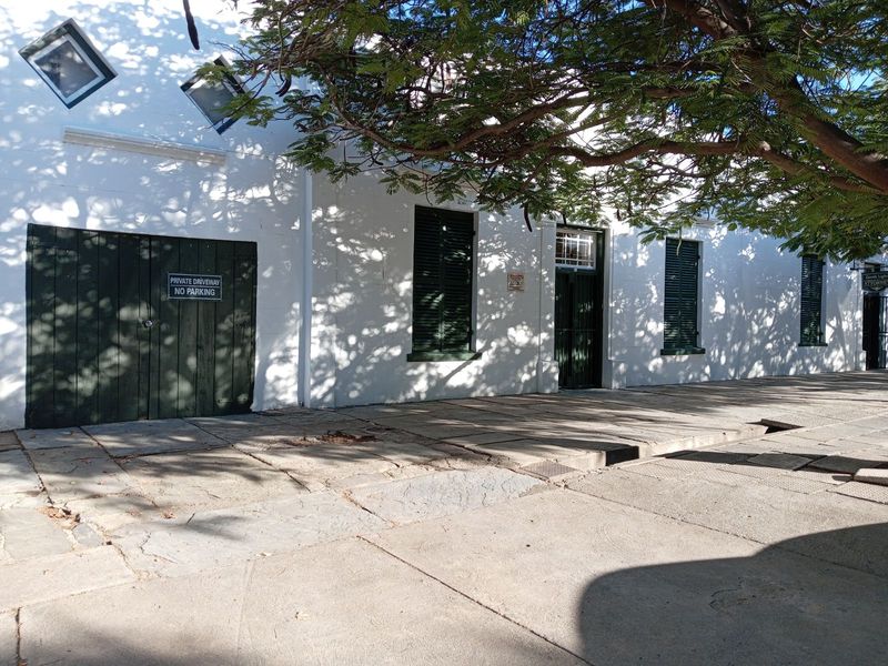 Office For Sale in Graaff-Reinet Central - Photo 1