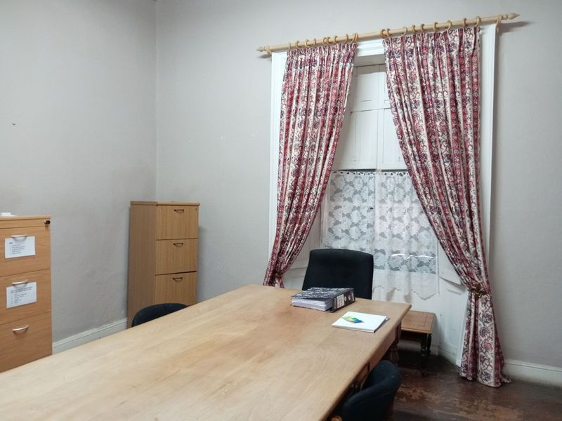 Office For Sale in Graaff-Reinet Central - Photo 4