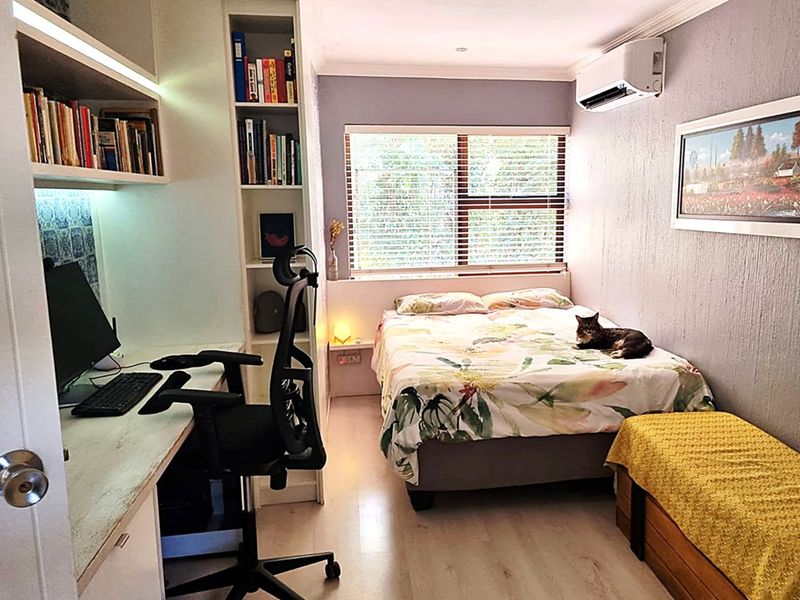 Townhouse For Sale in Eagles Landing - Photo 6