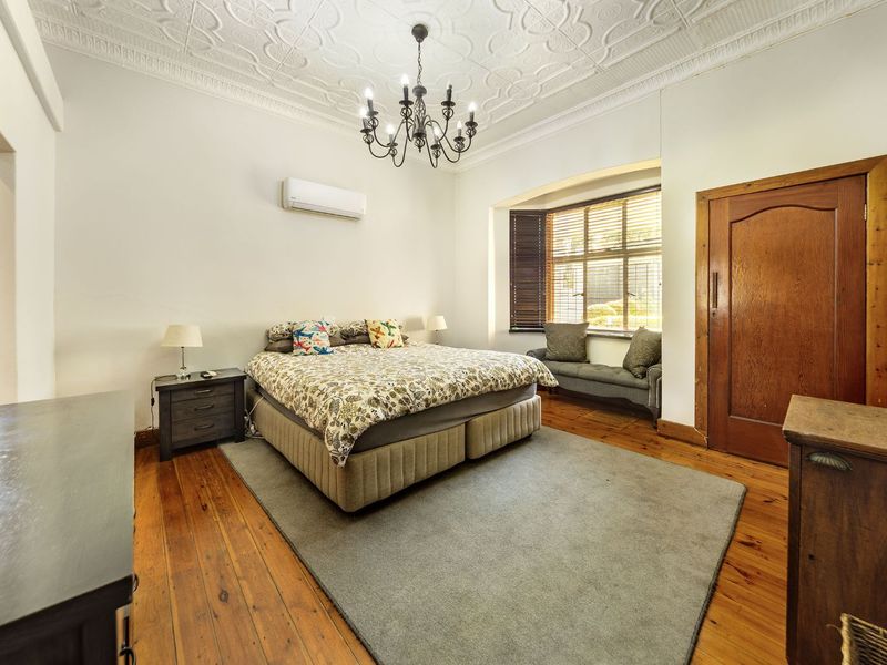 House For Sale in Eastwood - Photo 2