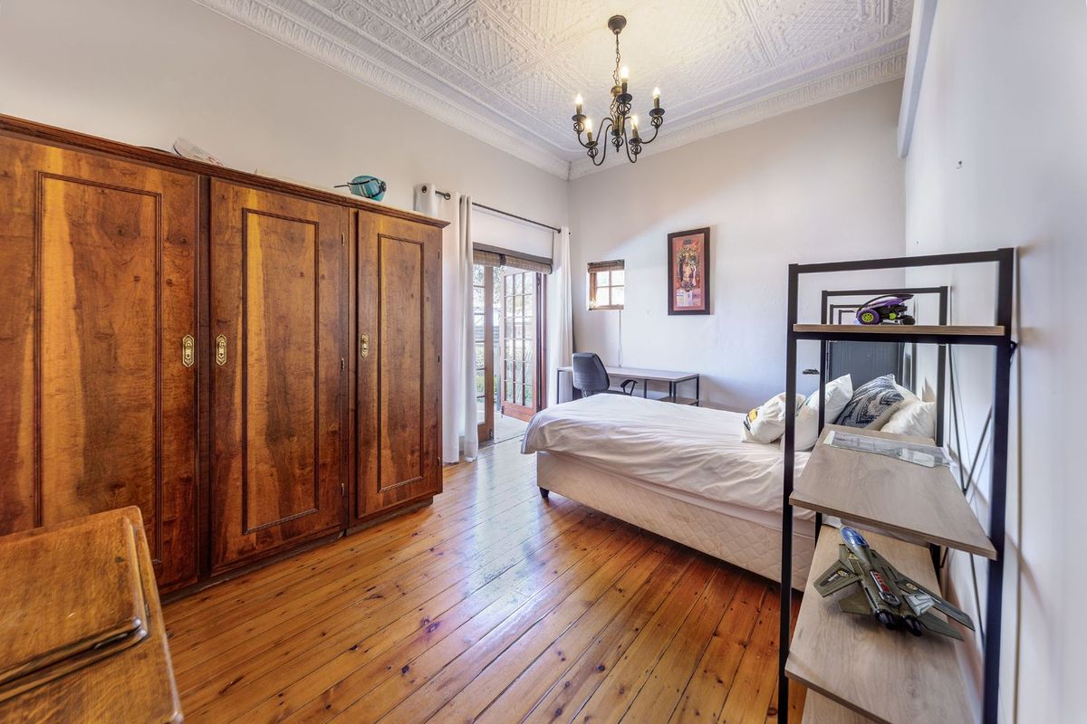 House For Sale in Eastwood - Photo 3