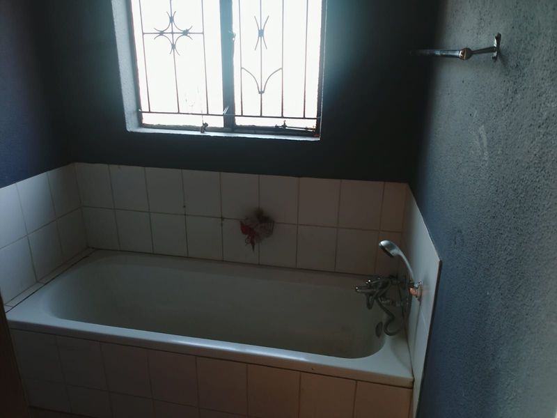 House For Sale in Mabopane Central - Photo 10