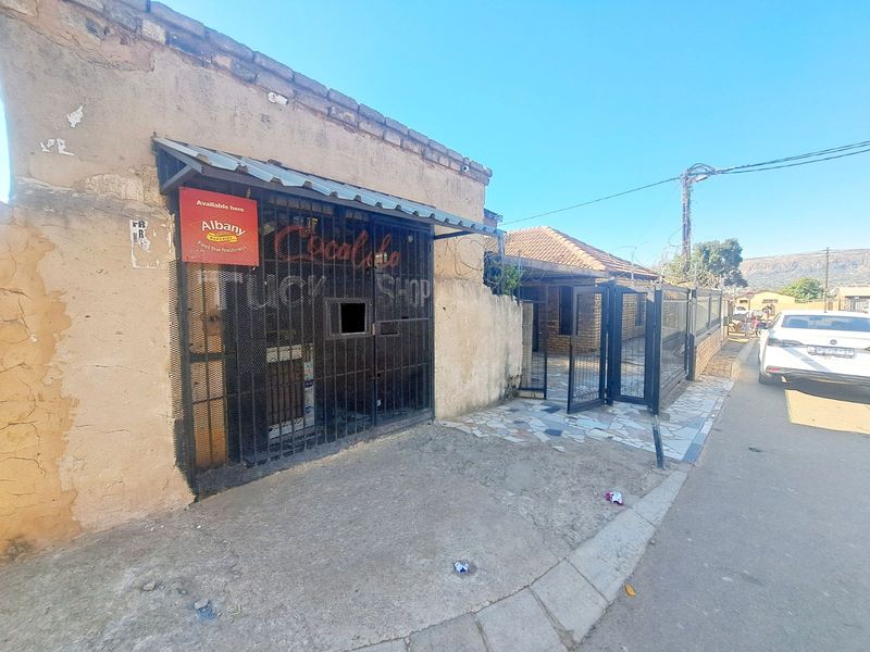 House For Sale in Mamelodi East - Photo 2