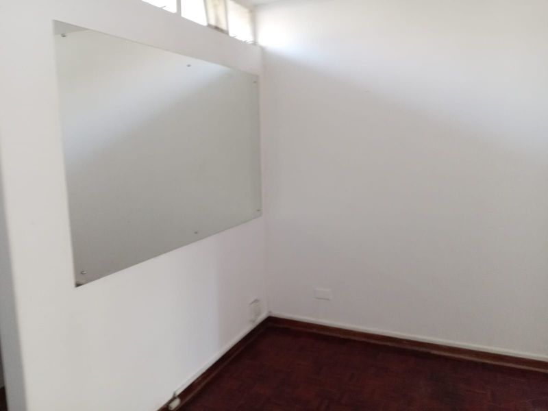 Townhouse For Sale in Windsor East - Photo 4